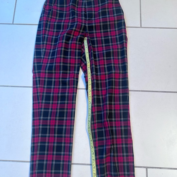 Woman’s plaid trousers size 3 - Picture 3 of 7